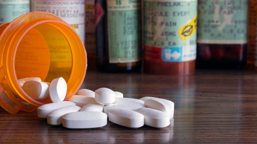 Le CBD est-il la réponse à la crise des opiacés ? - CannaConnection